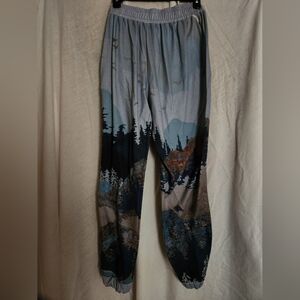 Scenic Print Women's Pants